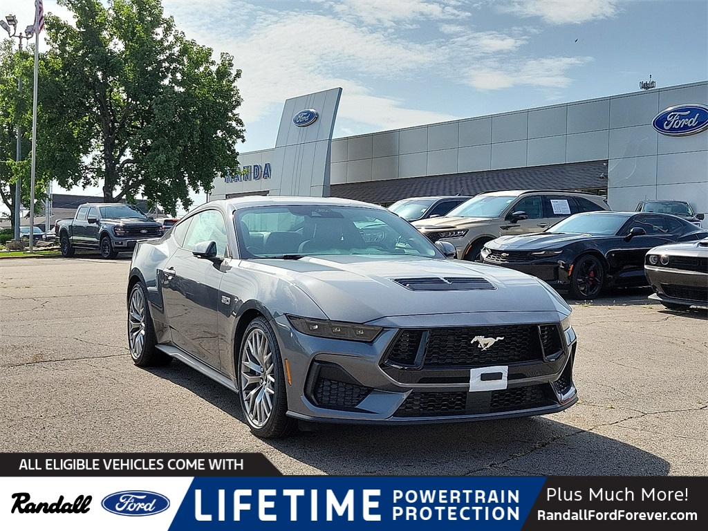 2025 Ford Mustang GT Premium's photo