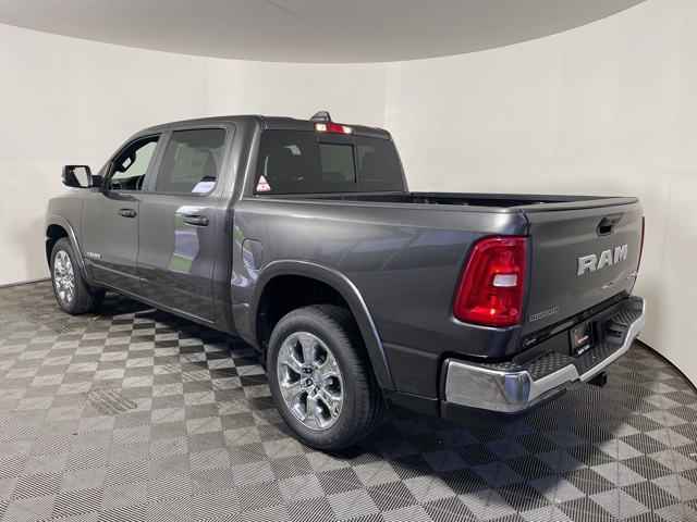 2025 Ram 1500 Big Horn Lone Star photo 4