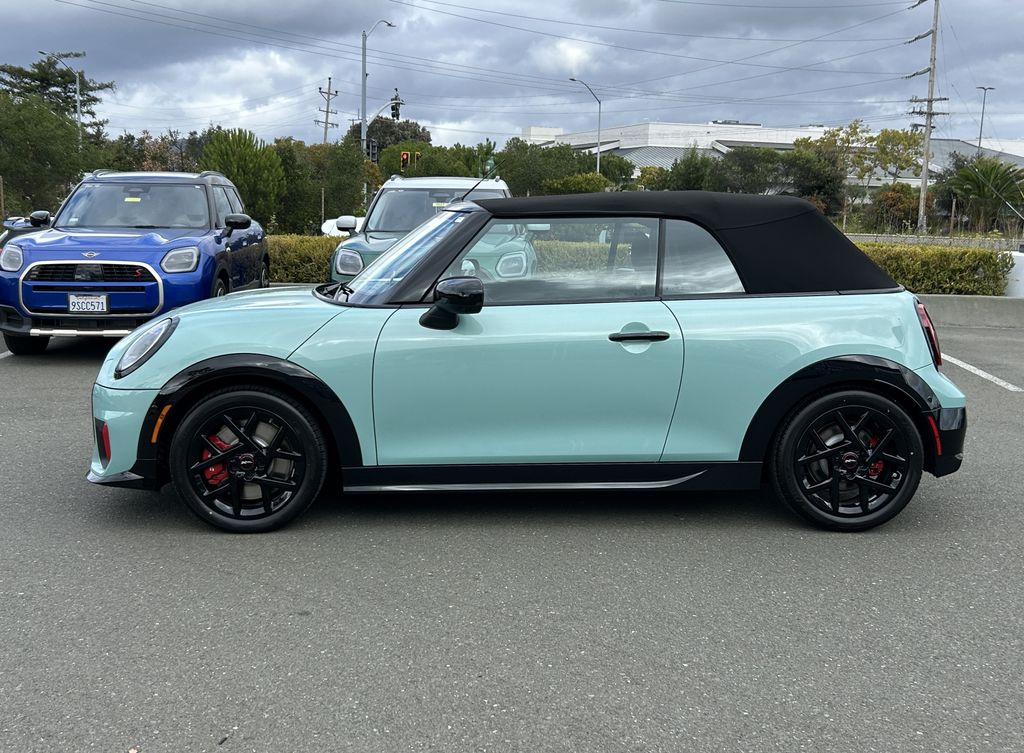 2026 Mini Cooper Convertible Iconic photo 2