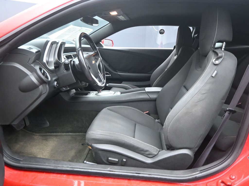 2013 Chevrolet Camaro 1LT photo 7