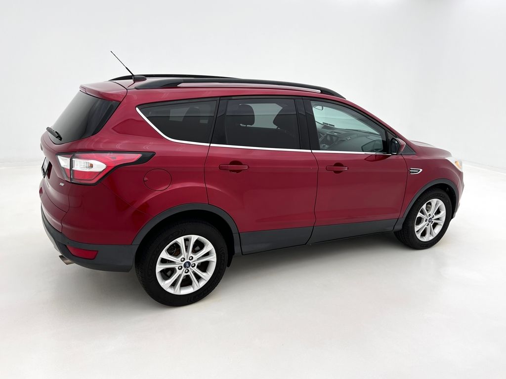 2017 Ford Escape SE photo 3