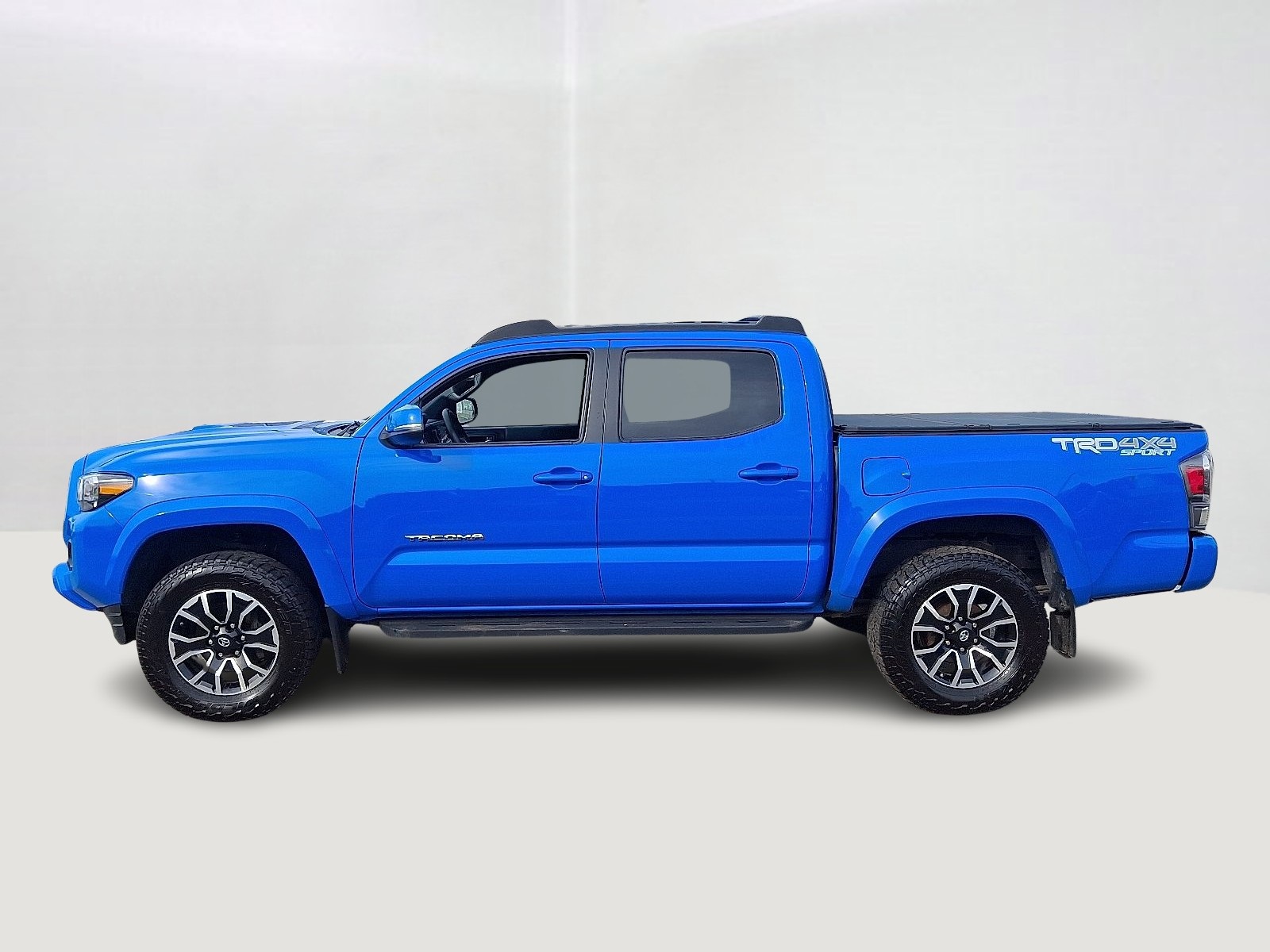 2020 Toyota Tacoma TRD Sport photo 8