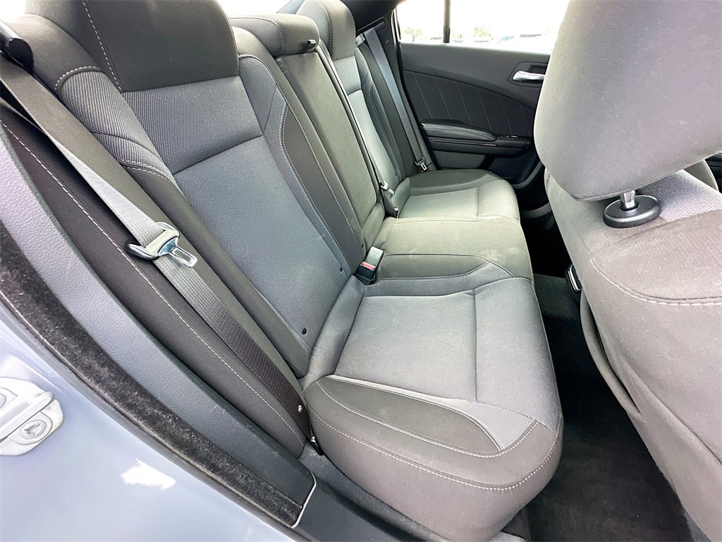 2021 Dodge Charger SXT photo 25