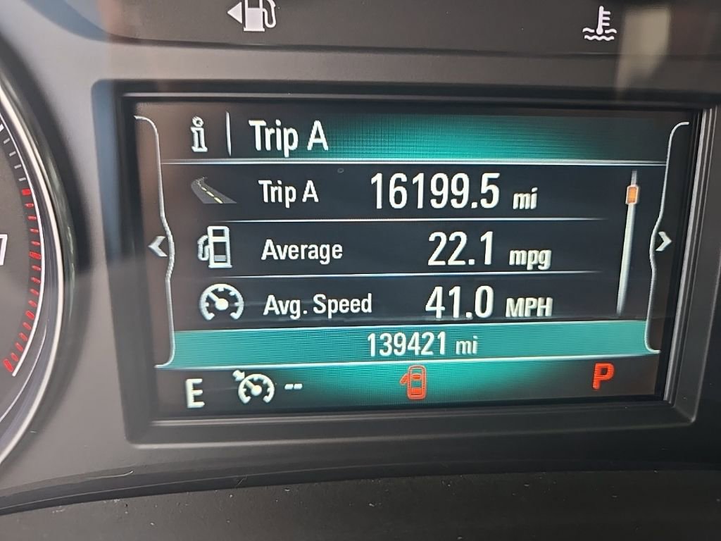 2018 Buick Enclave Essence photo 3