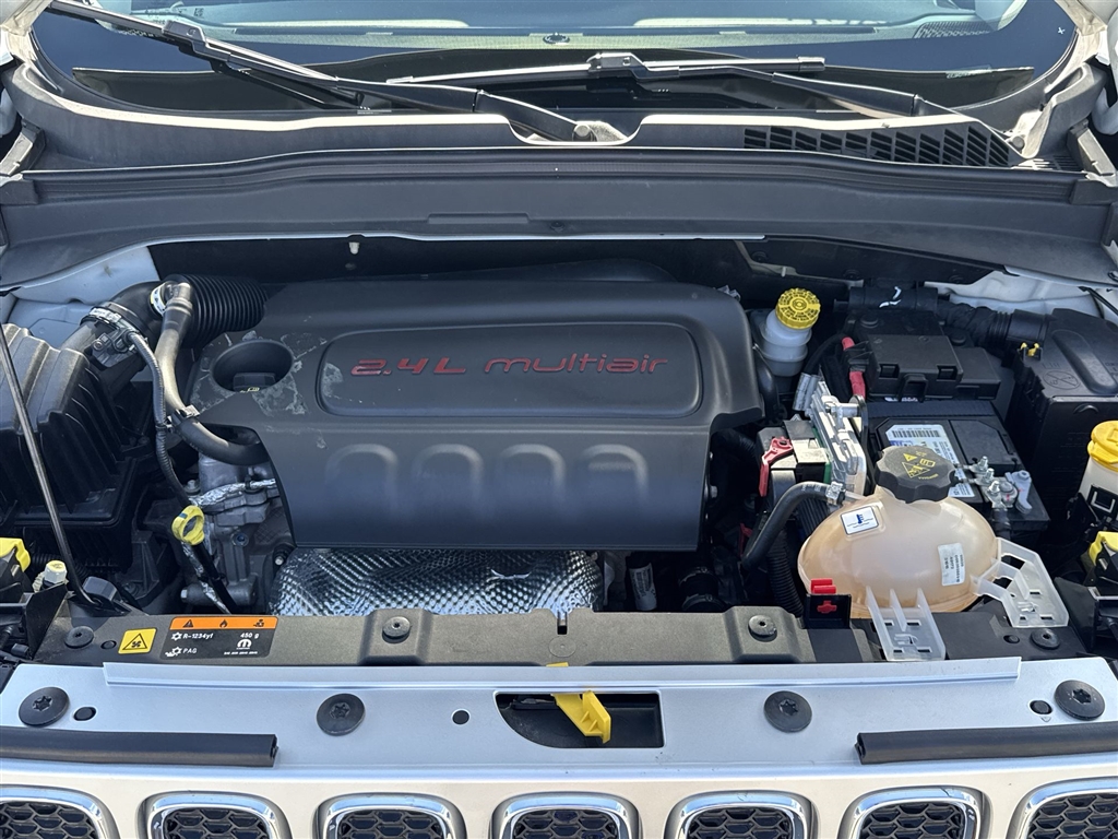 2016 Jeep Renegade Limited photo 27