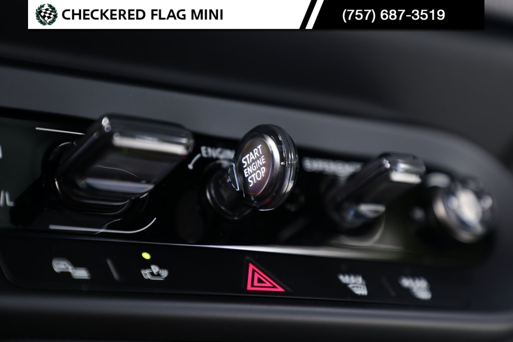 2025 Mini Cooper S Iconic photo 32