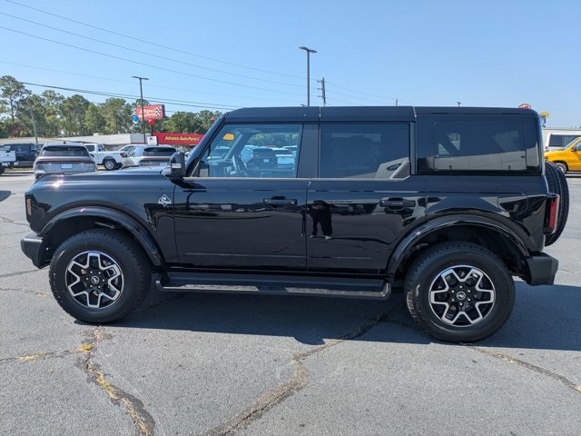2025 Ford Bronco Outer Banks photo 6