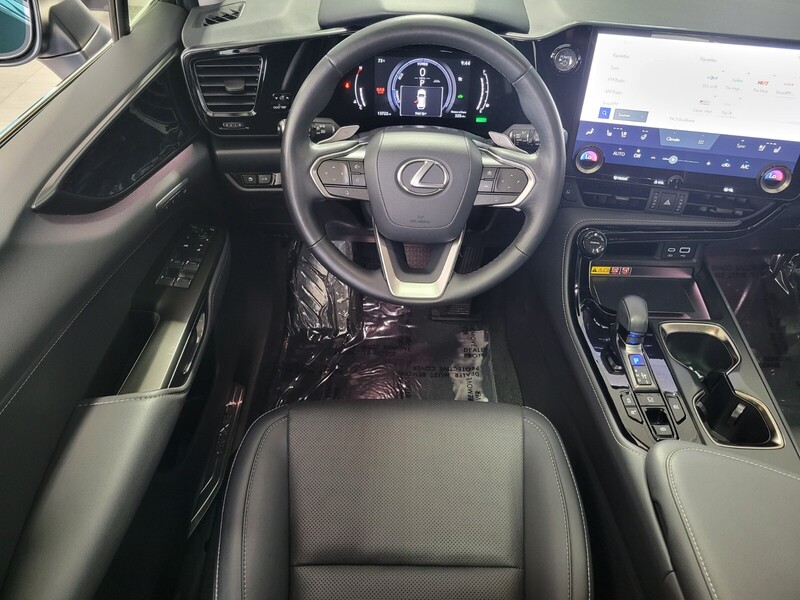 2025 Lexus NX 350h Premium AWD photo 12