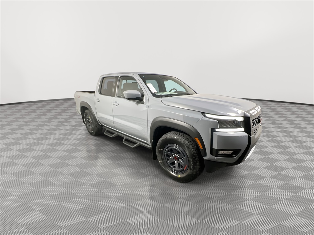 2026 Nissan Frontier PRO-X photo 2