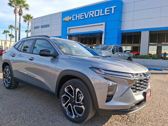 2026 Chevrolet Trax RS's photo