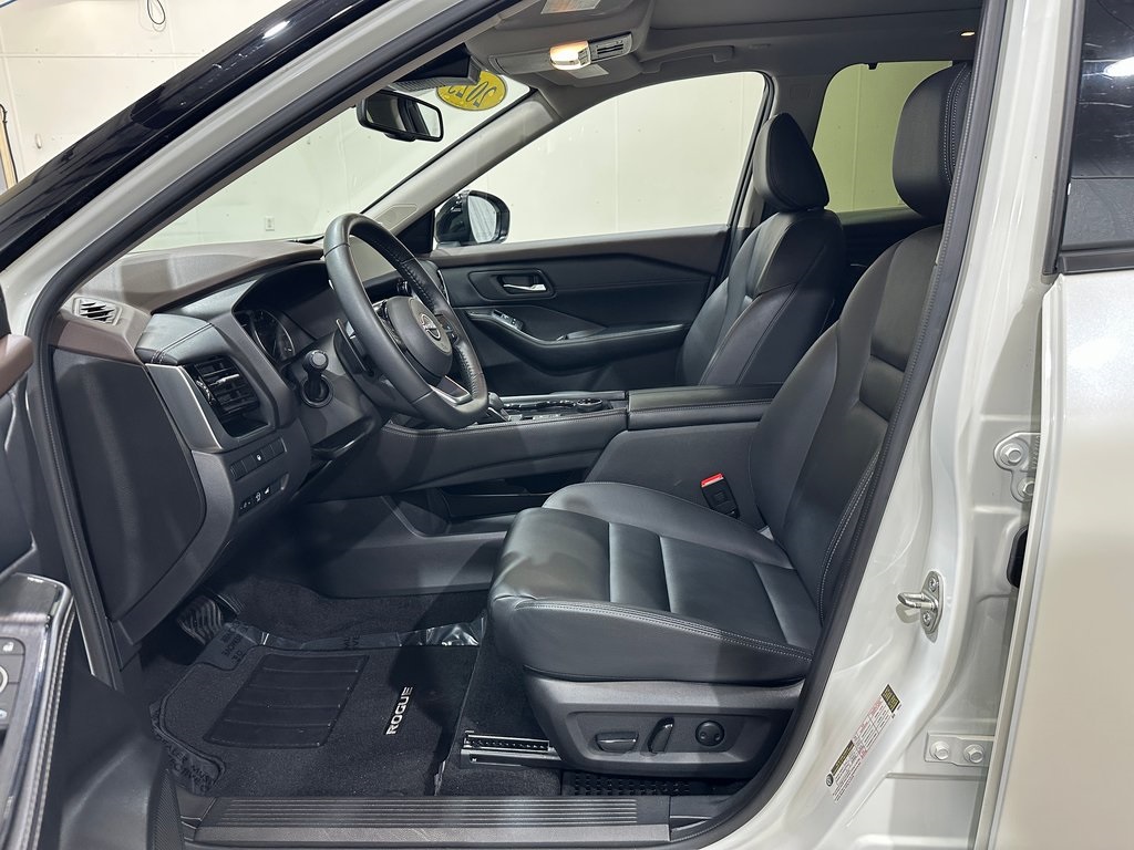 2023 Nissan Rogue SL photo 13
