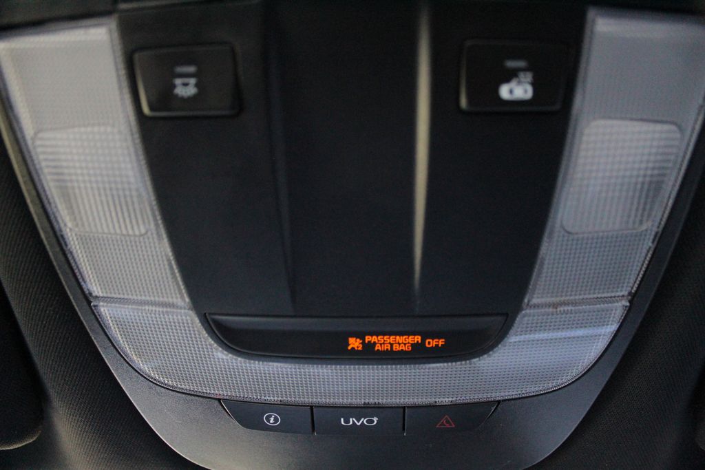 2022 Kia K5 GT-Line photo 27