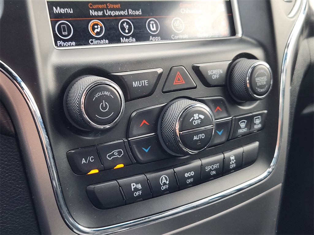 2018 Jeep Grand Cherokee EV EX Premium photo 15