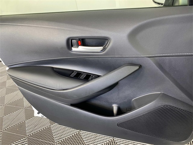 2025 Toyota Corolla SE photo 20