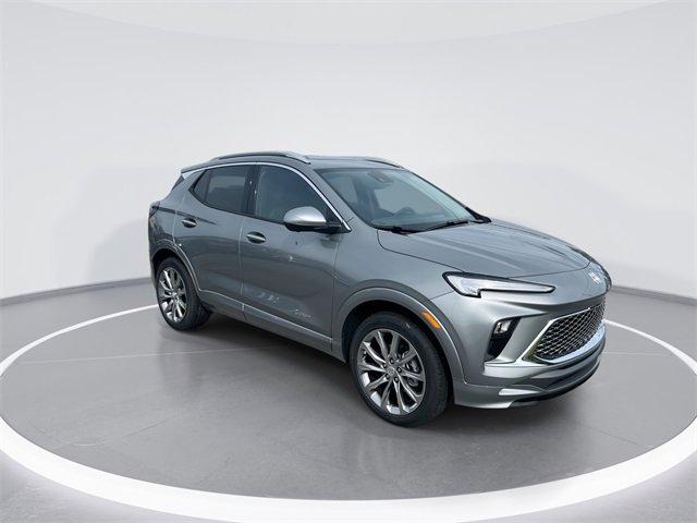 2026 Buick Encore GX Avenir photo 2