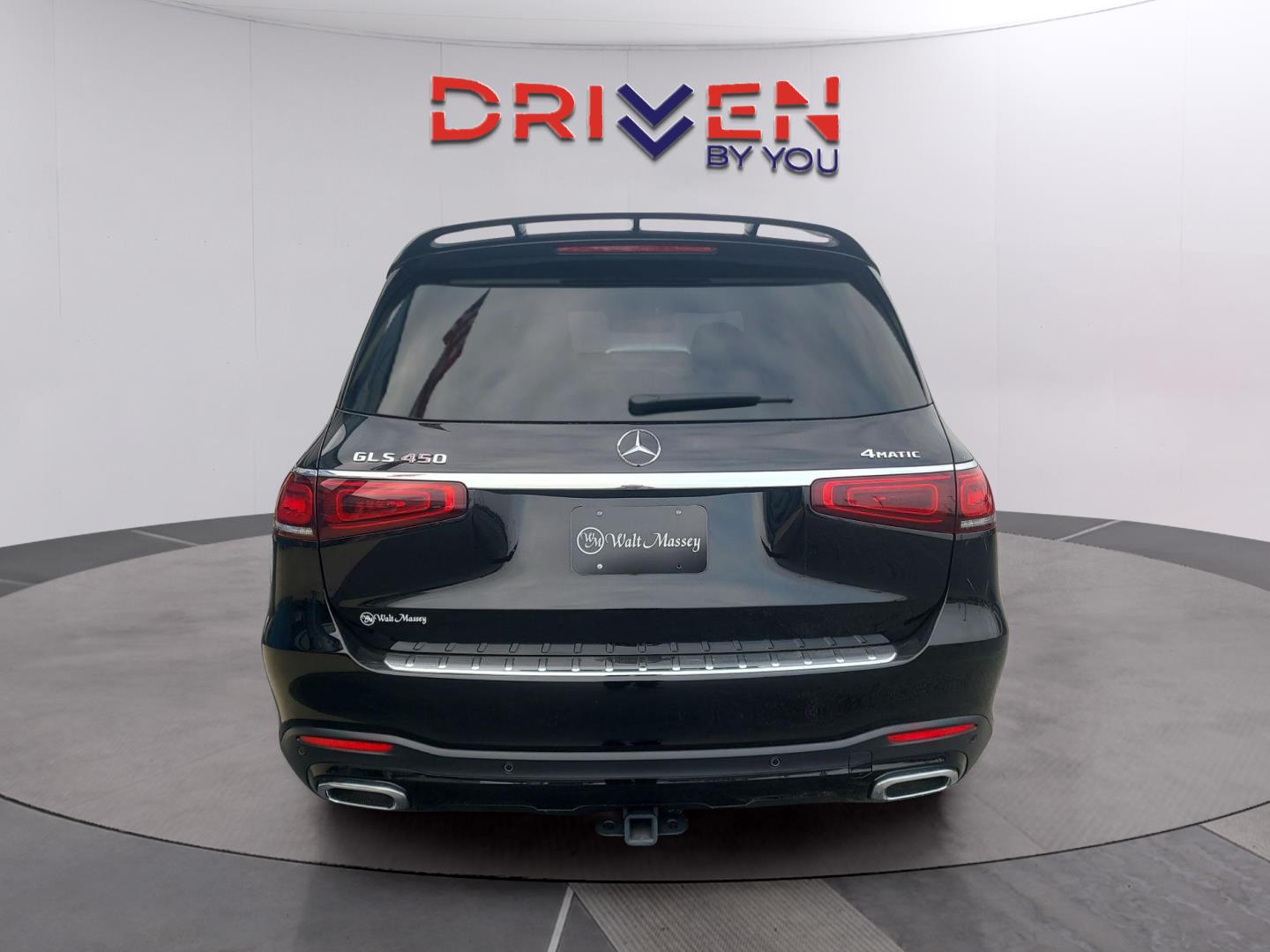 2023 Mercedes Benz GLS 450 4MATIC photo 3