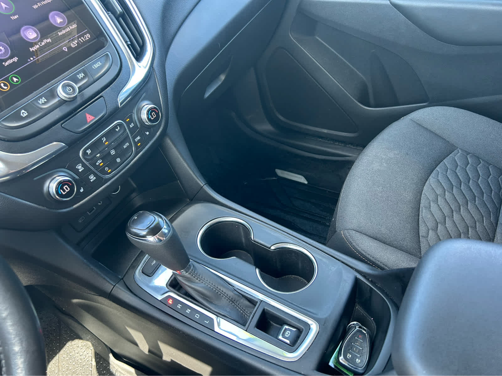2020 Chevrolet Equinox LT photo 11