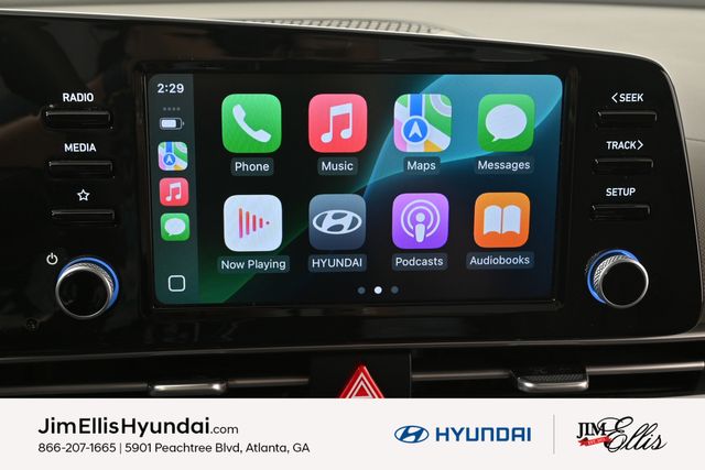 2022 Hyundai Elantra SEL Convenience photo 13