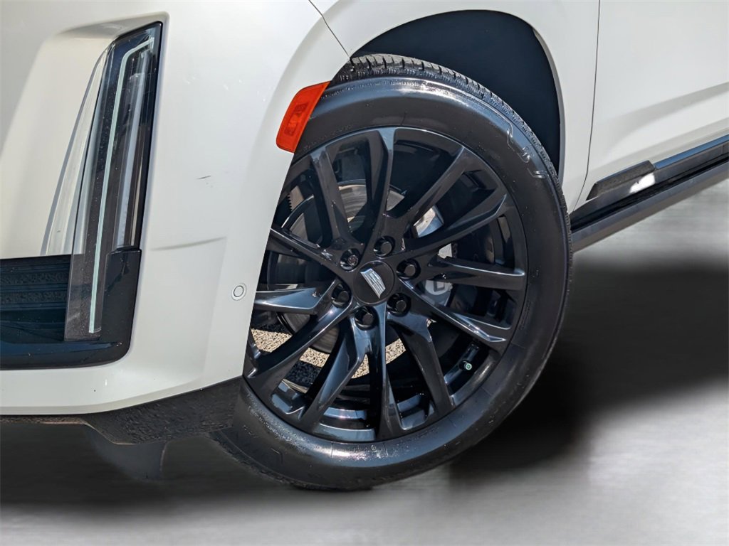 2023 Cadillac Escalade ESV Sport Platinum photo 2