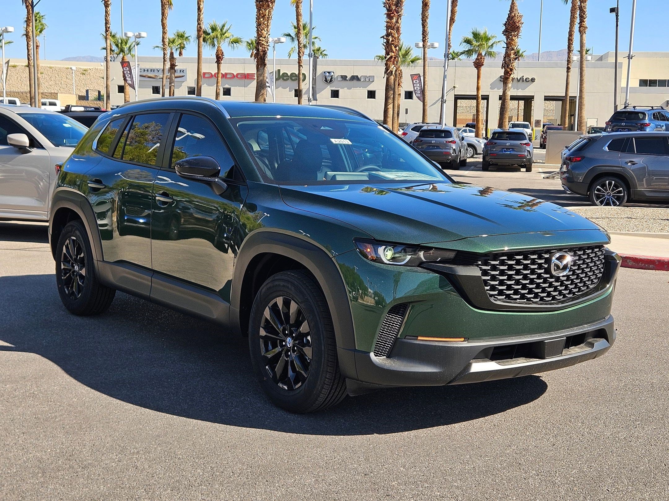 2025 Mazda CX-50 2.5 Select photo 6