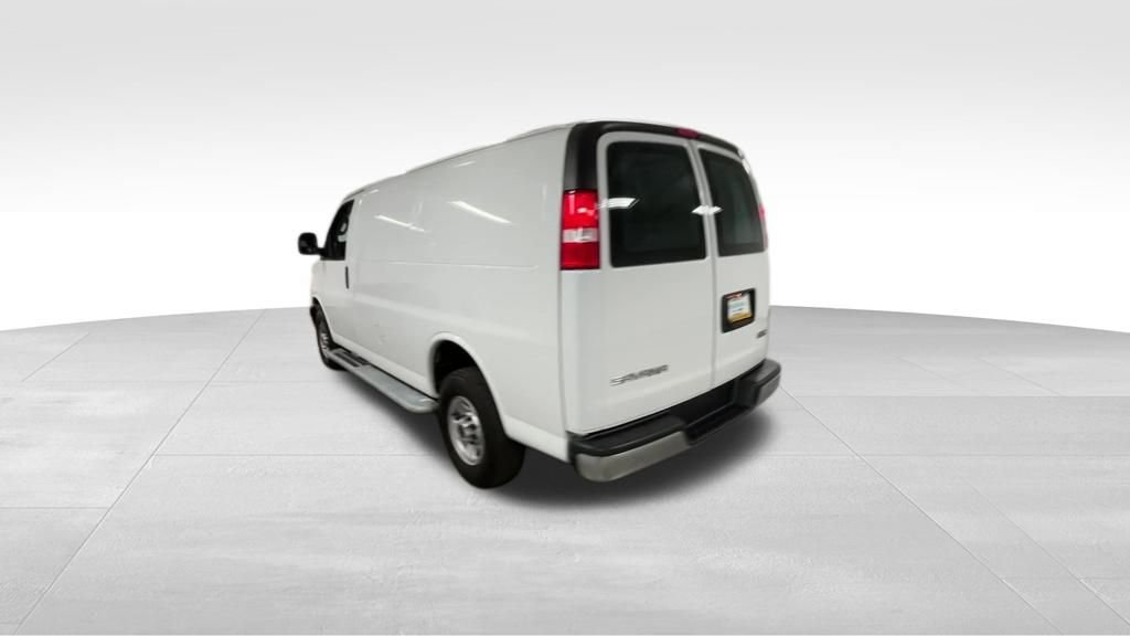 2023 Gmc Savana Cargo 2500 photo 34