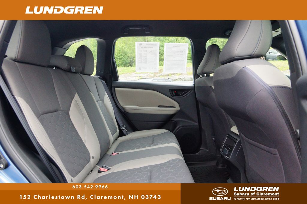 2025 Subaru Forester Base photo 30