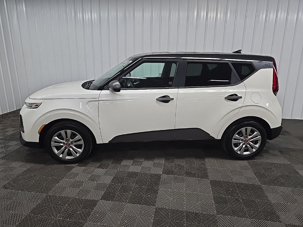 2021 Kia Soul LX photo 4