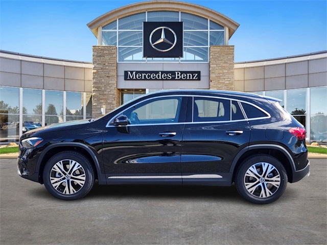 2026 Mercedes Benz GLA 250 4MATIC photo 2