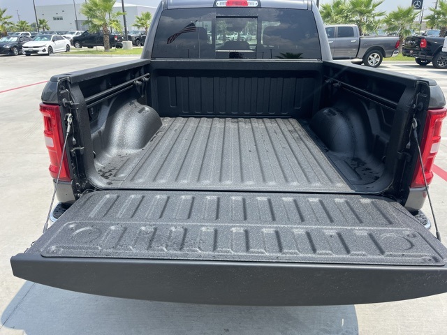 2025 Ram 1500 Tradesman photo 23