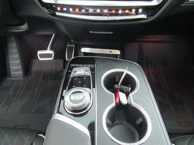 2026 Cadillac Lyriq photo 21