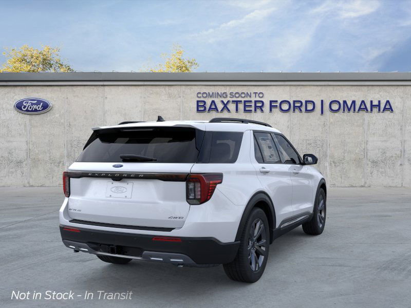 2025 Ford Explorer photo 18