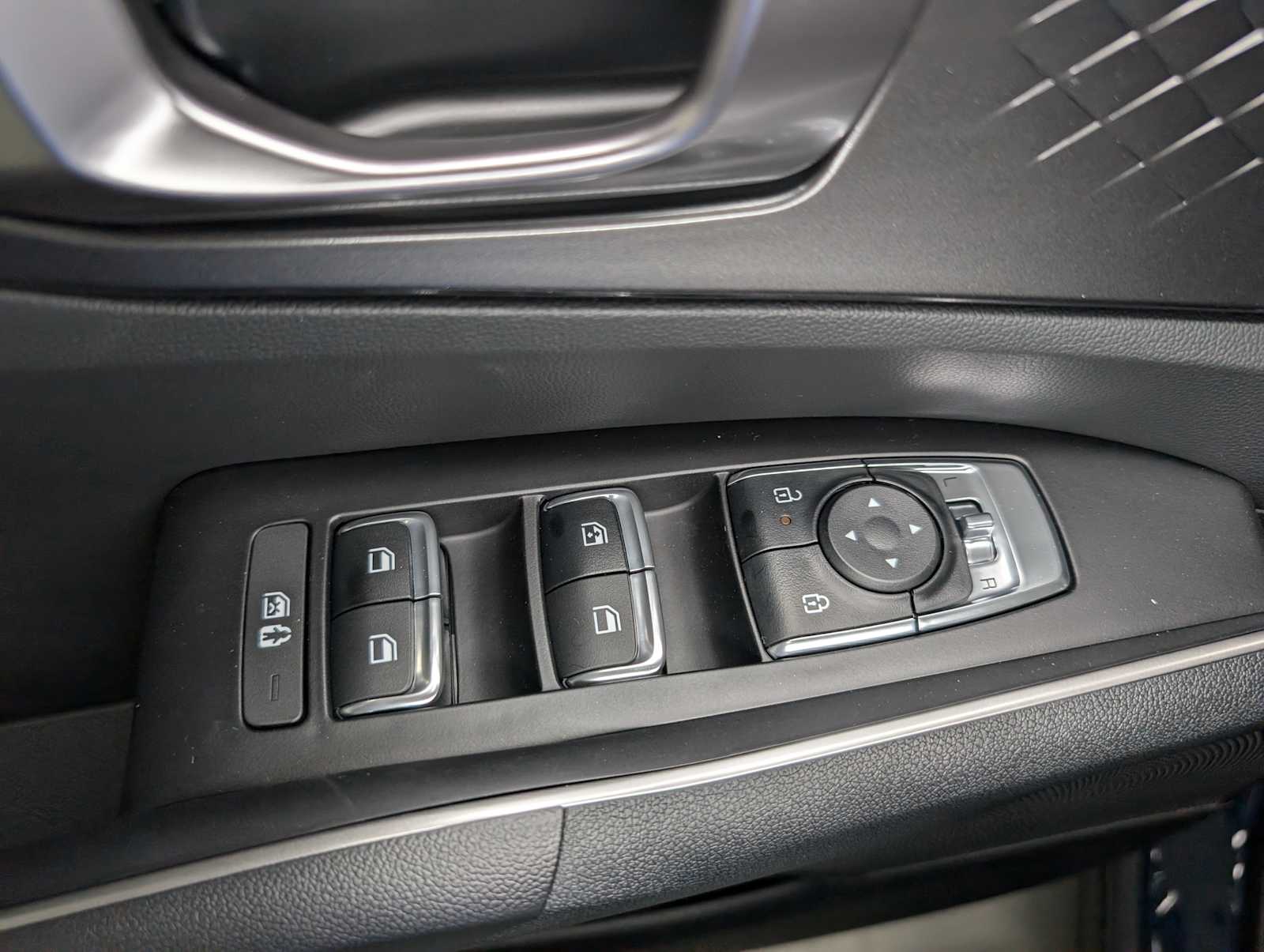 2026 Kia Sorento S photo 33