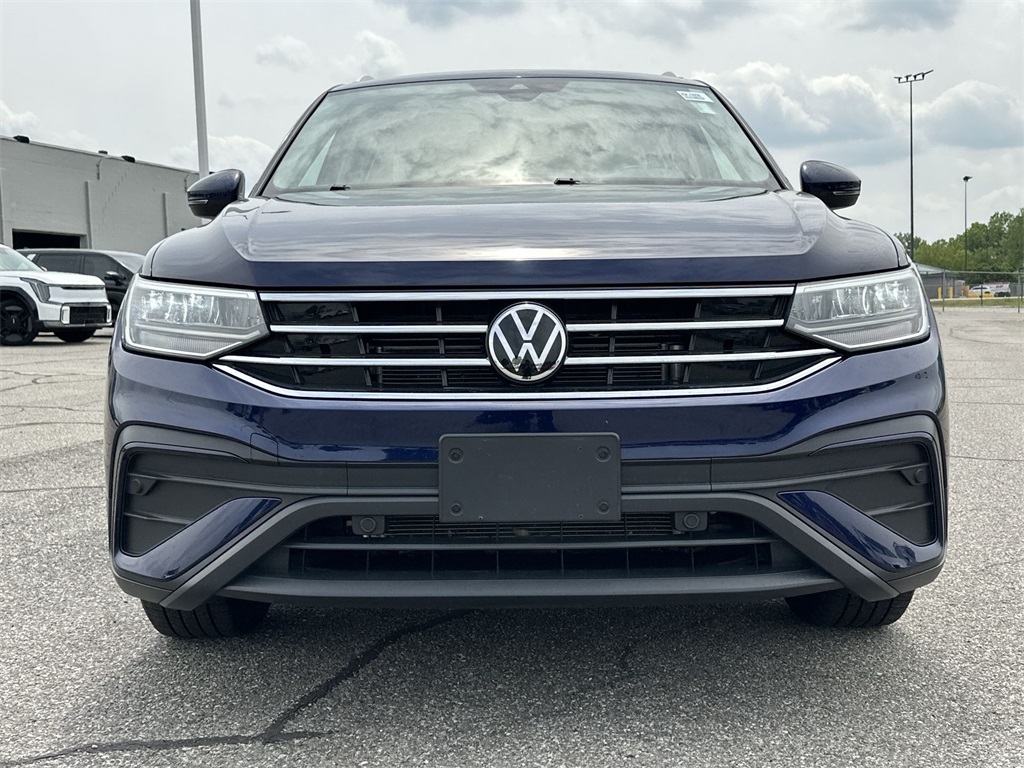 2023 Volkswagen Tiguan SE photo 7