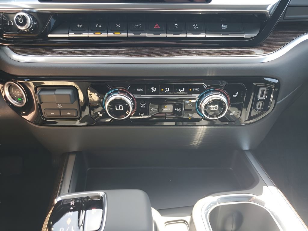 2025 Gmc Sierra 1500 Elevation photo 38