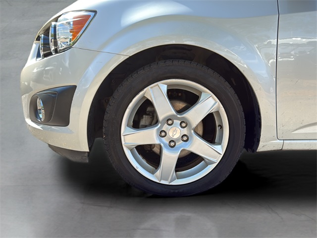 2015 Chevrolet Sonic LTZ photo 14