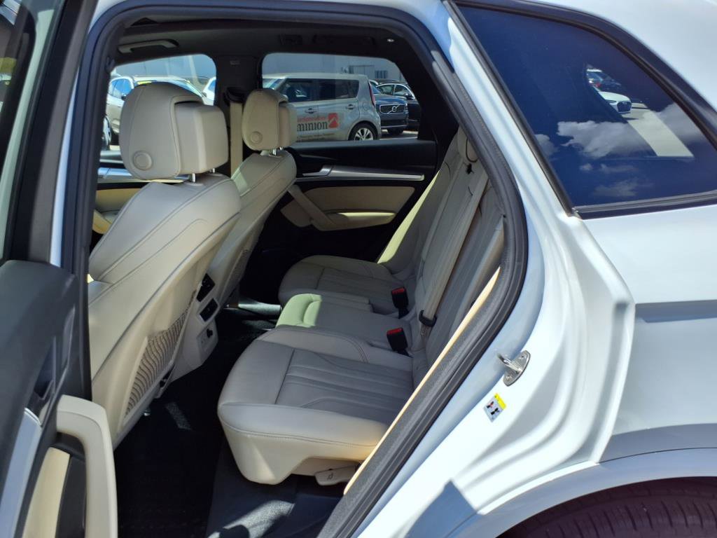 2025 Audi Q5 S line Premium photo 12