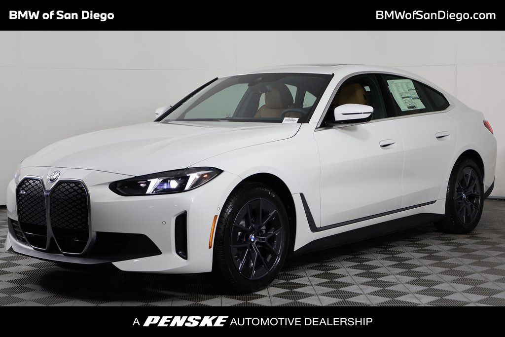 2025 BMW i4 40's photo