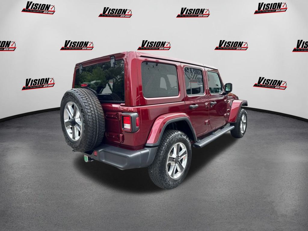 2021 Jeep Wrangler Unlimited Sahara photo 4