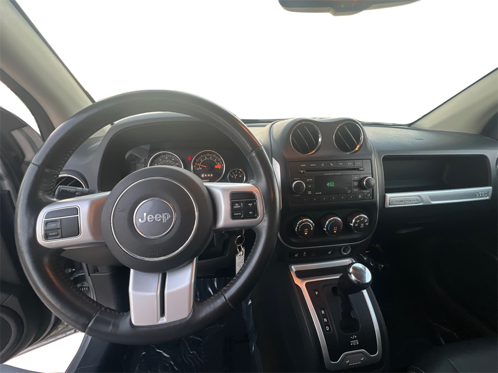 2016 Jeep Compass Latitude photo 17