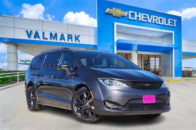 2018 Chrysler Pacifica Touring L