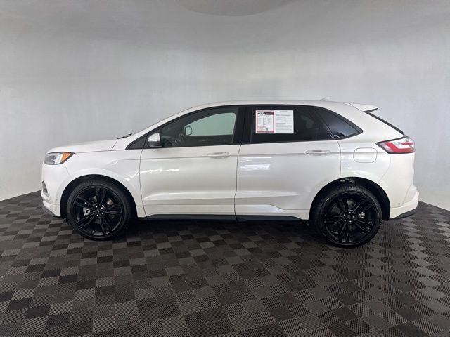 2019 Ford Edge ST photo 3