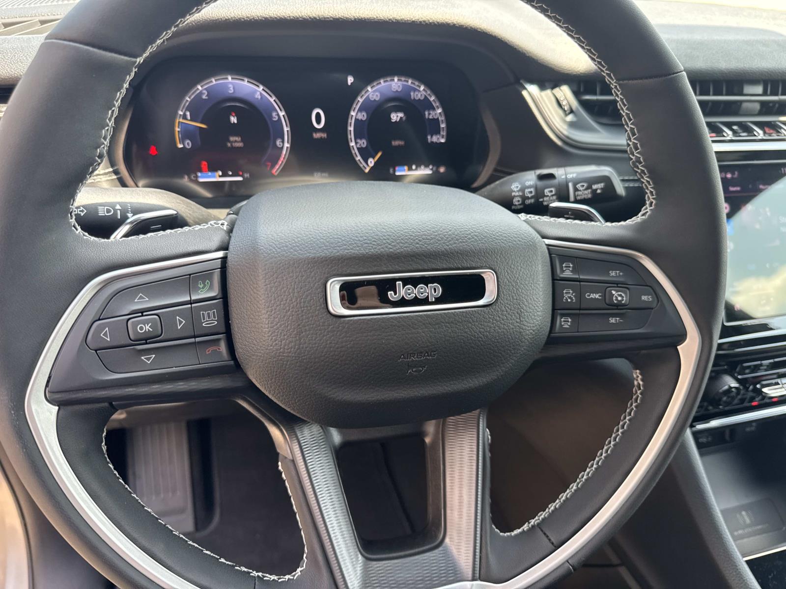 2025 Jeep Grand Cherokee Altitude X photo 8
