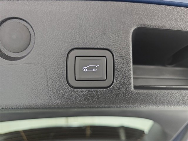 2026 Chevrolet Equinox photo 13