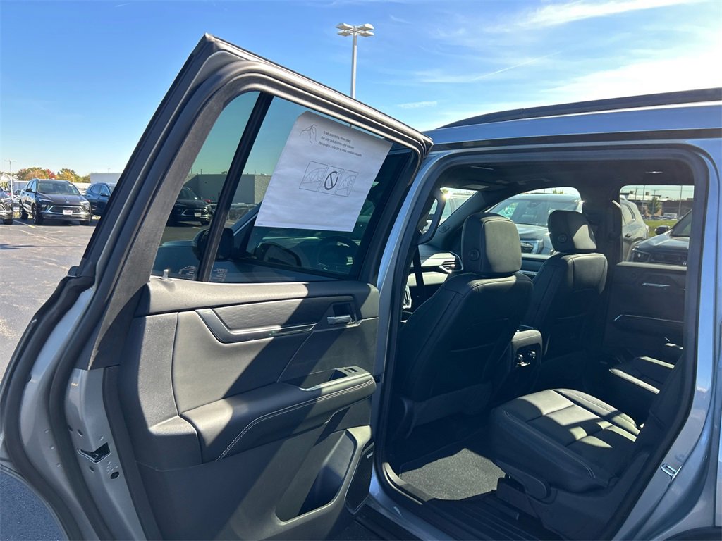 2026 GMC ACADIA - Image 30