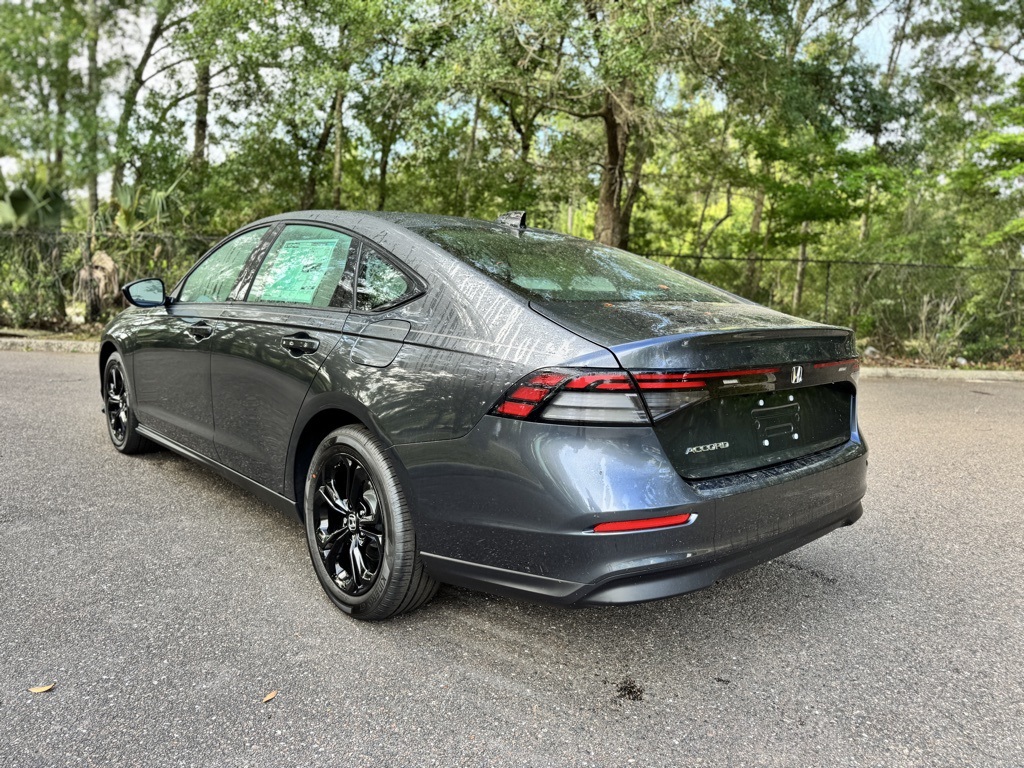 2025 Honda Accord SE photo 4