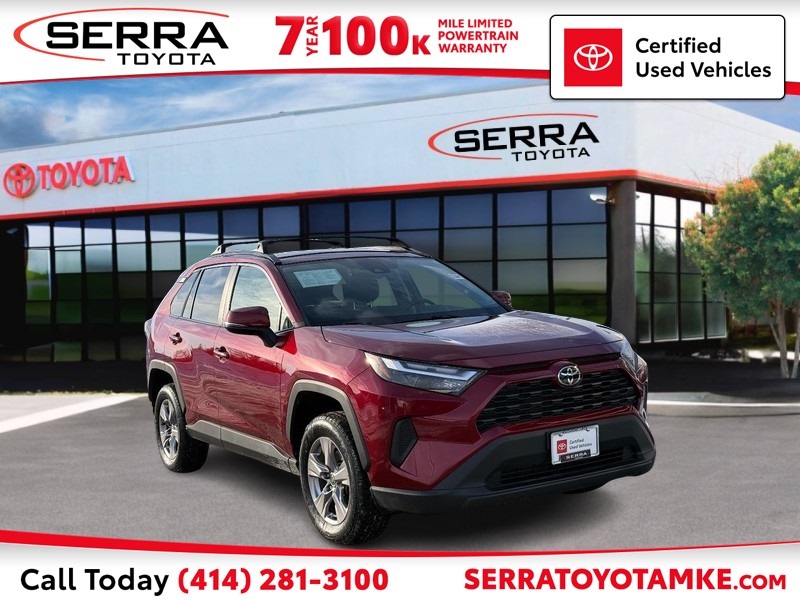 2022 Toyota RAV4 XLE's photo