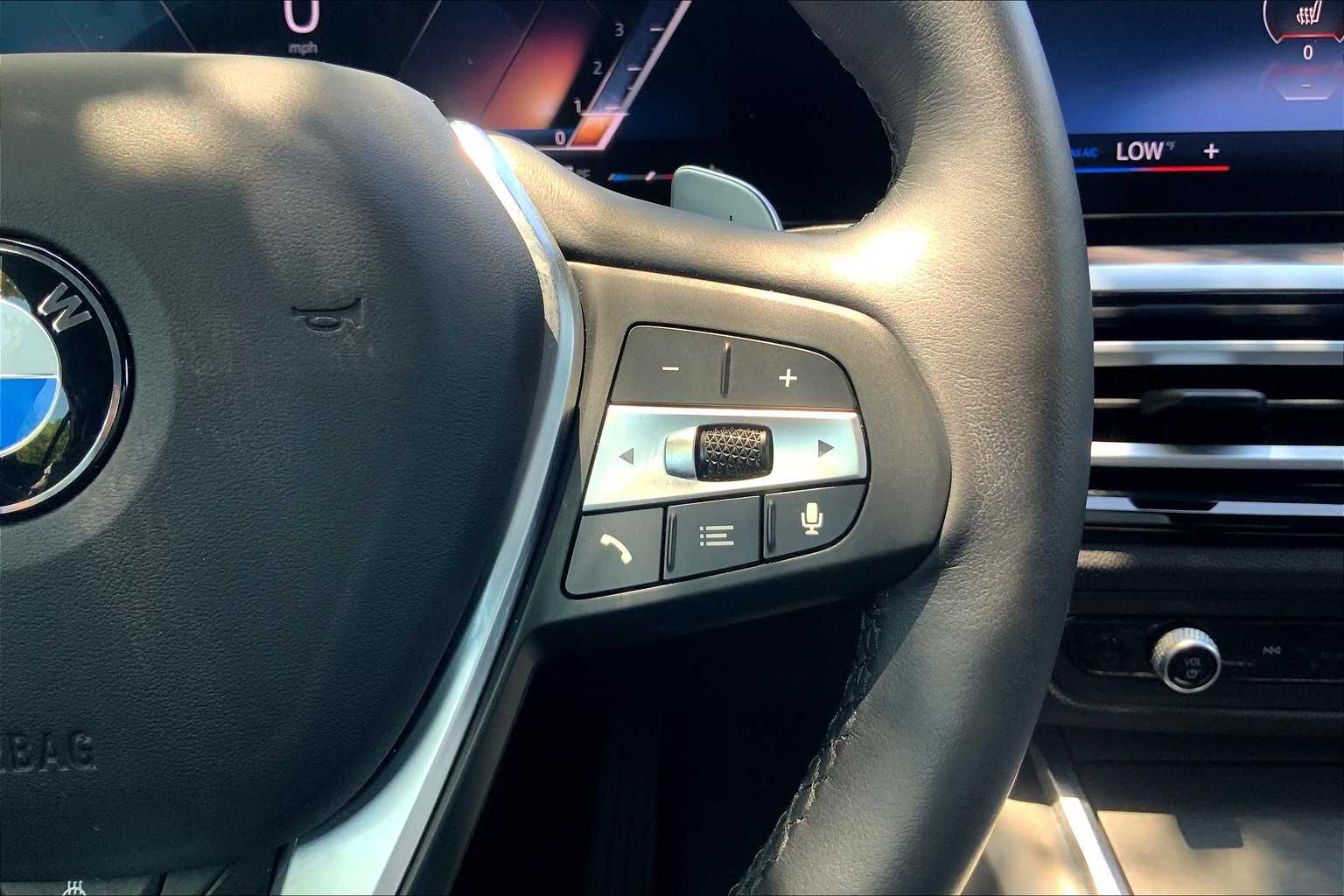 2024 Bmw 330i xDrive photo 25