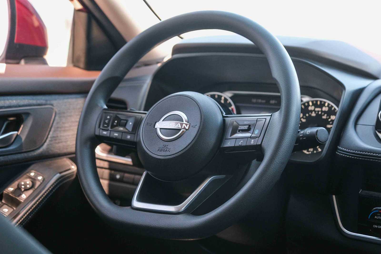 2023 Nissan Rogue SV photo 16