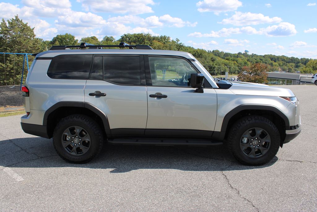 2024 Lexus GX 550 Overtrail photo 9