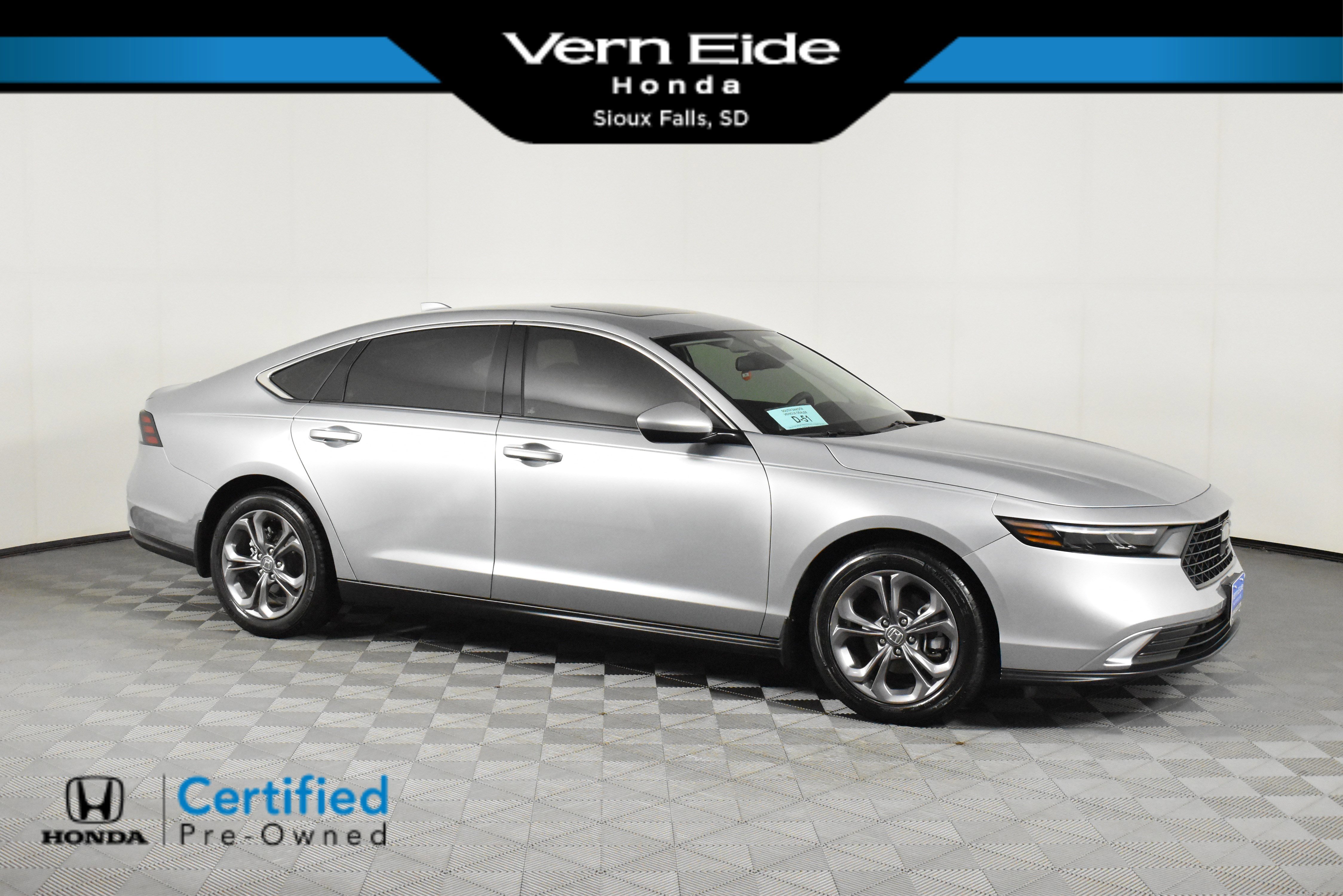 2024 Honda Accord EX's photo